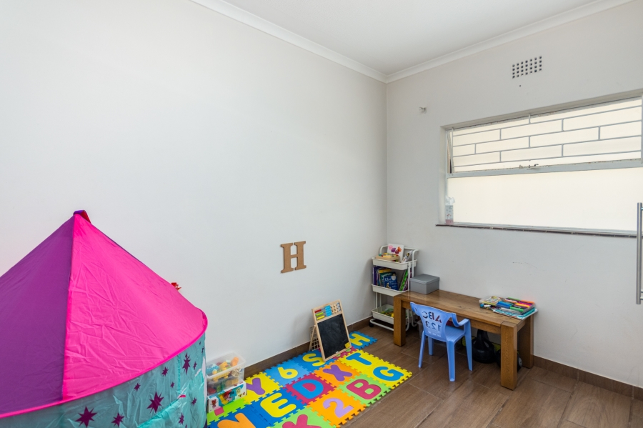 To Let 3 Bedroom Property for Rent in Rondebosch Western Cape